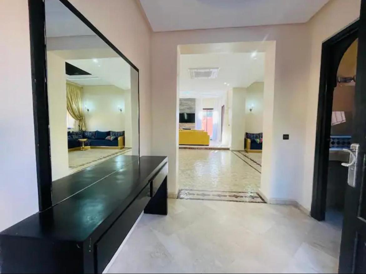 The Villa Avec Piscine Chauffee 4 Chambres Marrakesh Exterior photo
